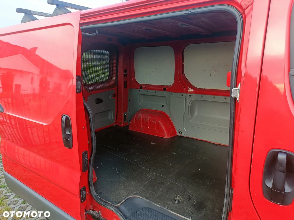 Renault Trafic - 11
