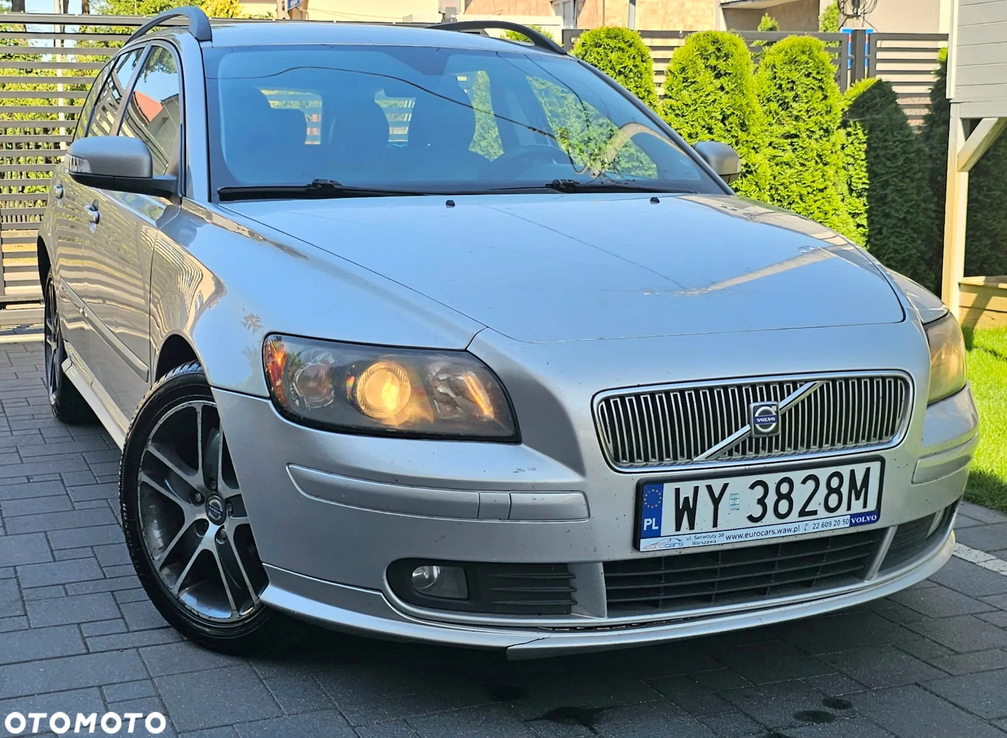 Volvo V50 2.0D R-Design Momentum - 3
