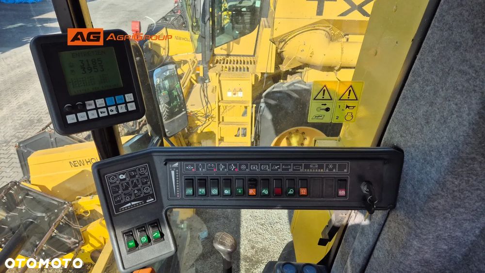 New Holland TX 64 PLUS 2001R - 7
