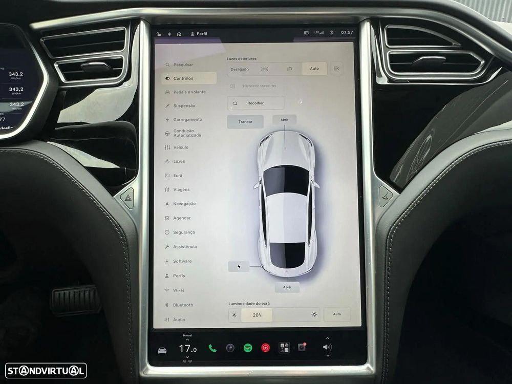 Tesla Model S Performance - 13