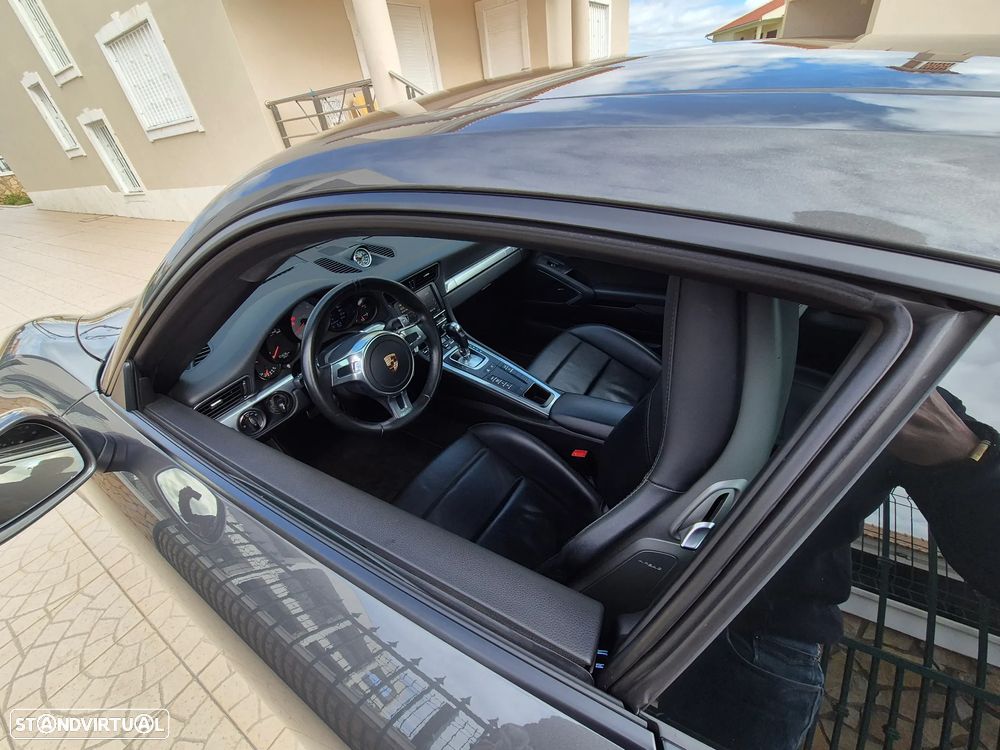 Porsche 911 Série F - 5