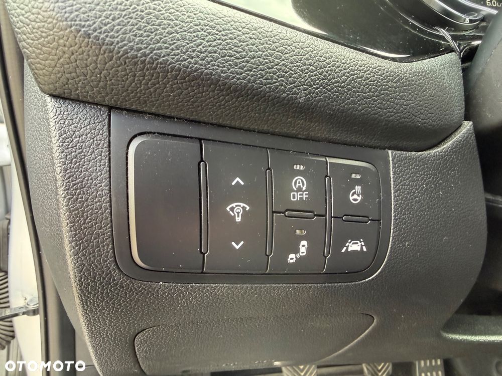 Kia Ceed 1.6 CRDi 136 ISG Platinum Edition - 8
