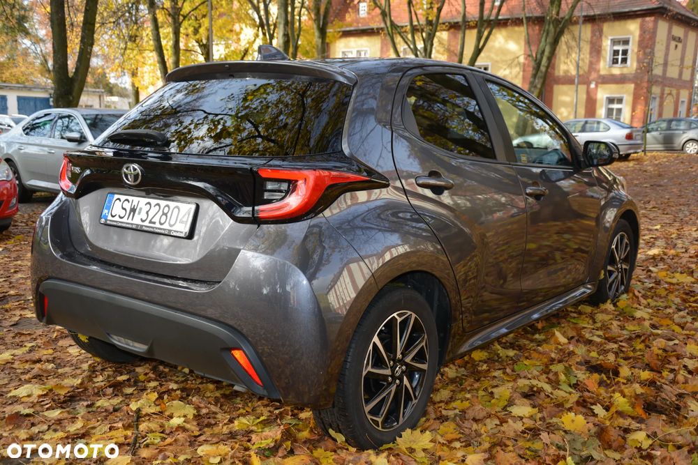 Toyota Yaris 1.5 Comfort CVT - 32