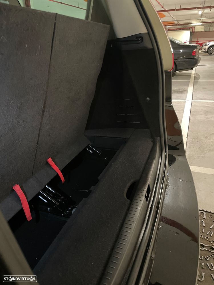 Renault Grand Scénic 1.6 dCi Bose Edition SS - 26