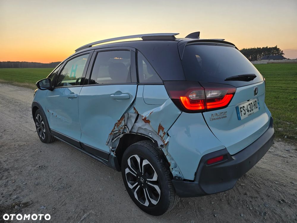 Honda Jazz 1.5 i-MMD Executive Crosstar (Czarny Dach) - 4