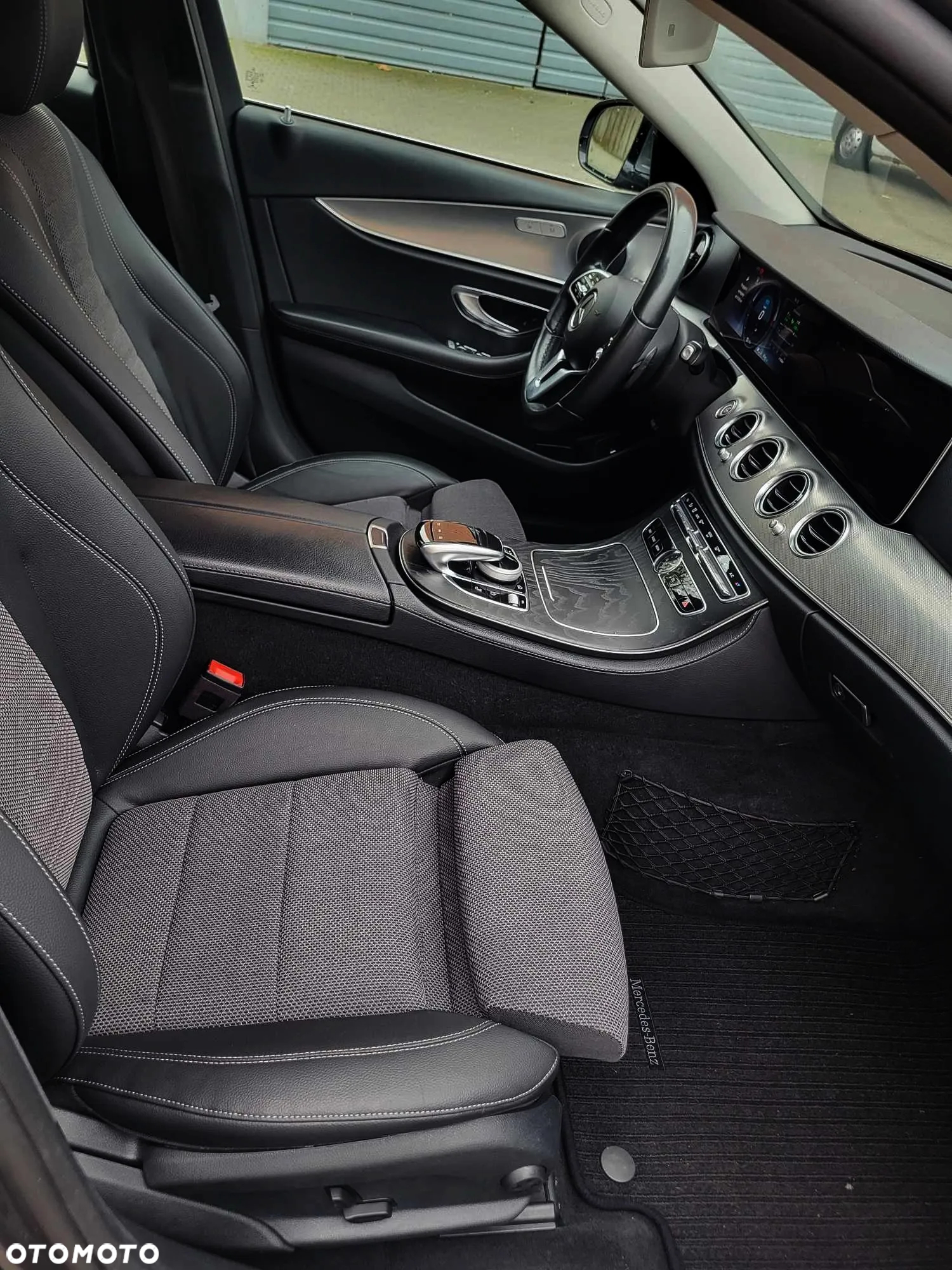 Mercedes-Benz Klasa E 300 de 9G-TRONIC - 7