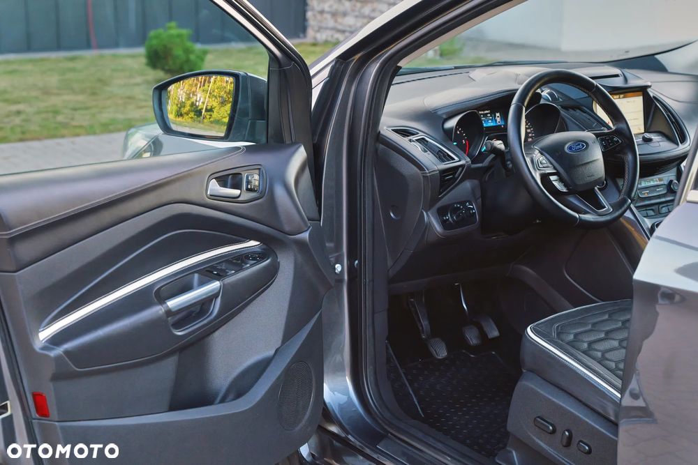 Ford Kuga 2.0 TDCi 2x4 Vignale - 21