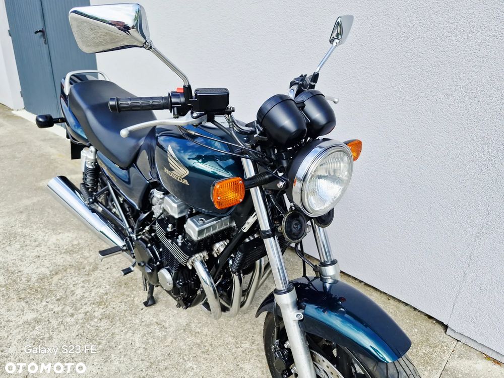 Honda CB - 21