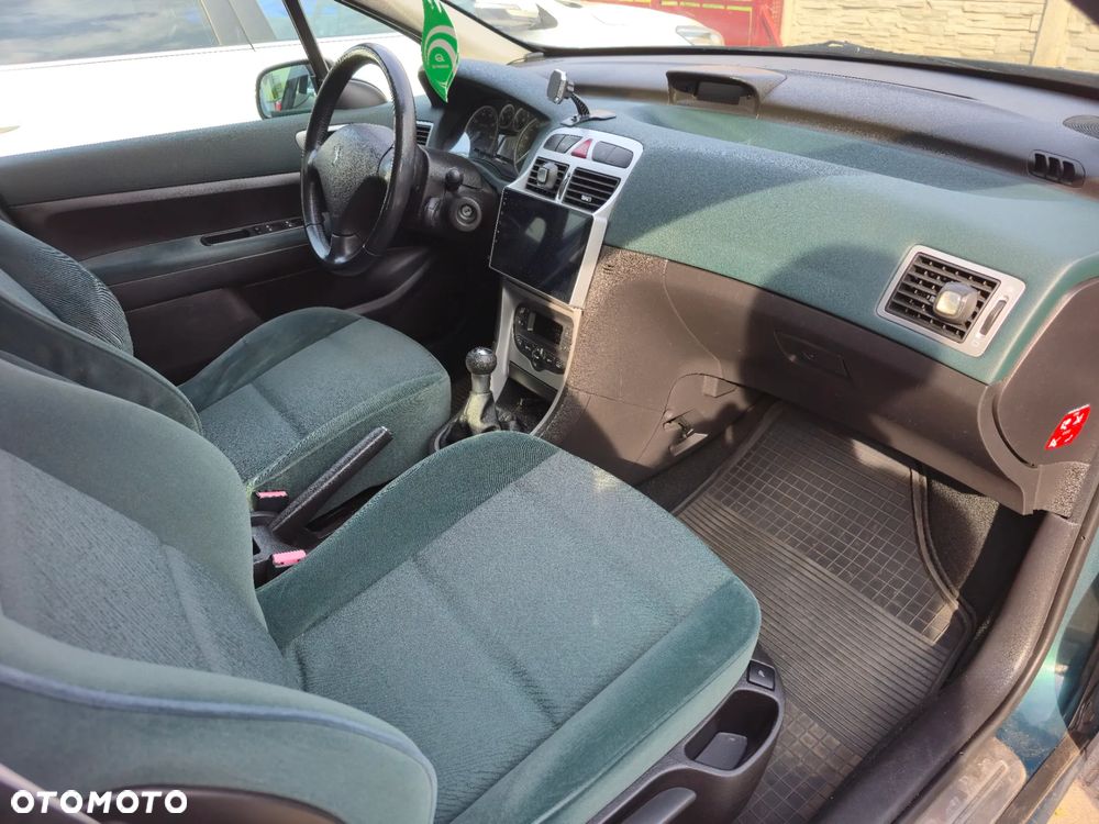 Peugeot 307 - 4
