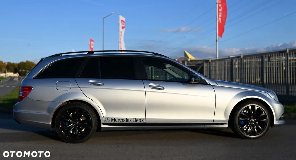 Mercedes-Benz Klasa C - 25