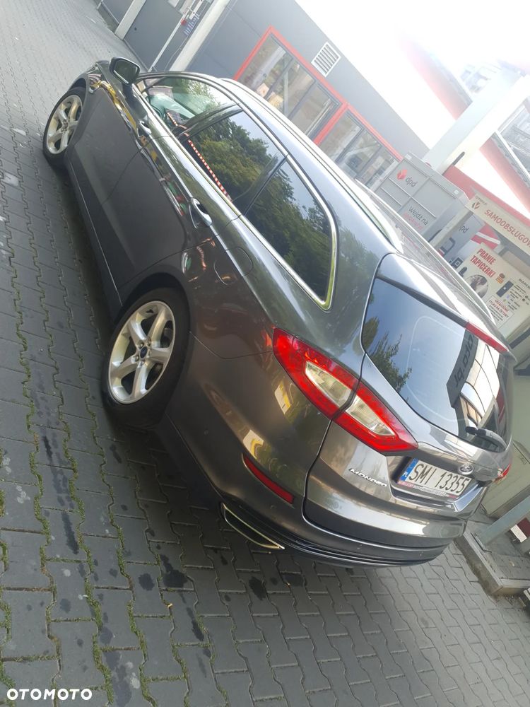 Ford Mondeo 2.0 TDCi Titanium PowerShift - 26