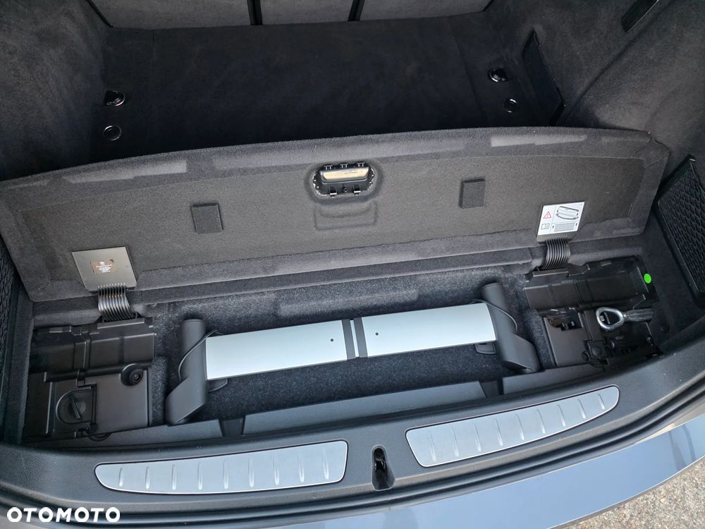 BMW Seria 3 320d - 38