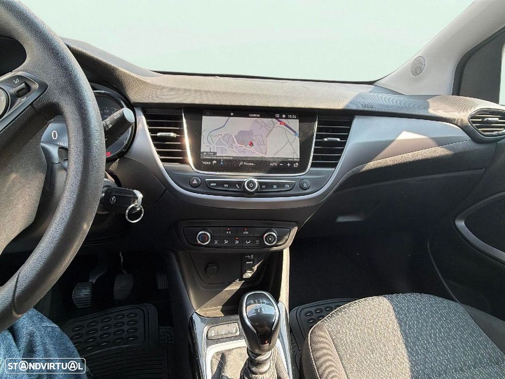 Opel Crossland X - 10