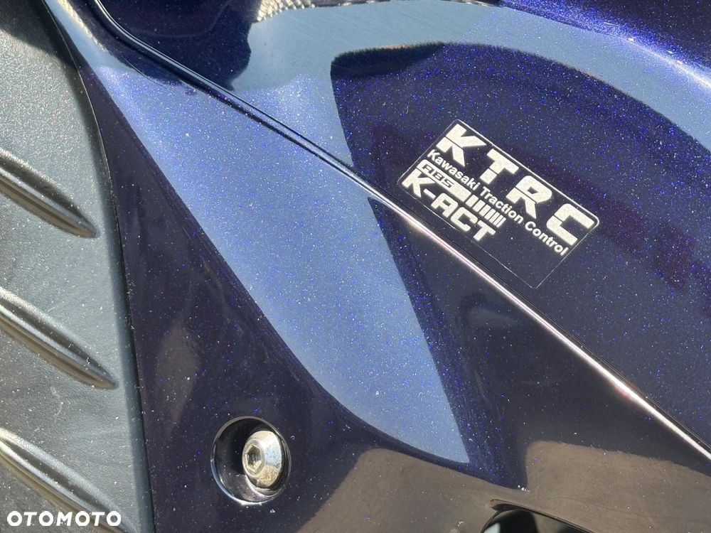 Kawasaki GTR - 11