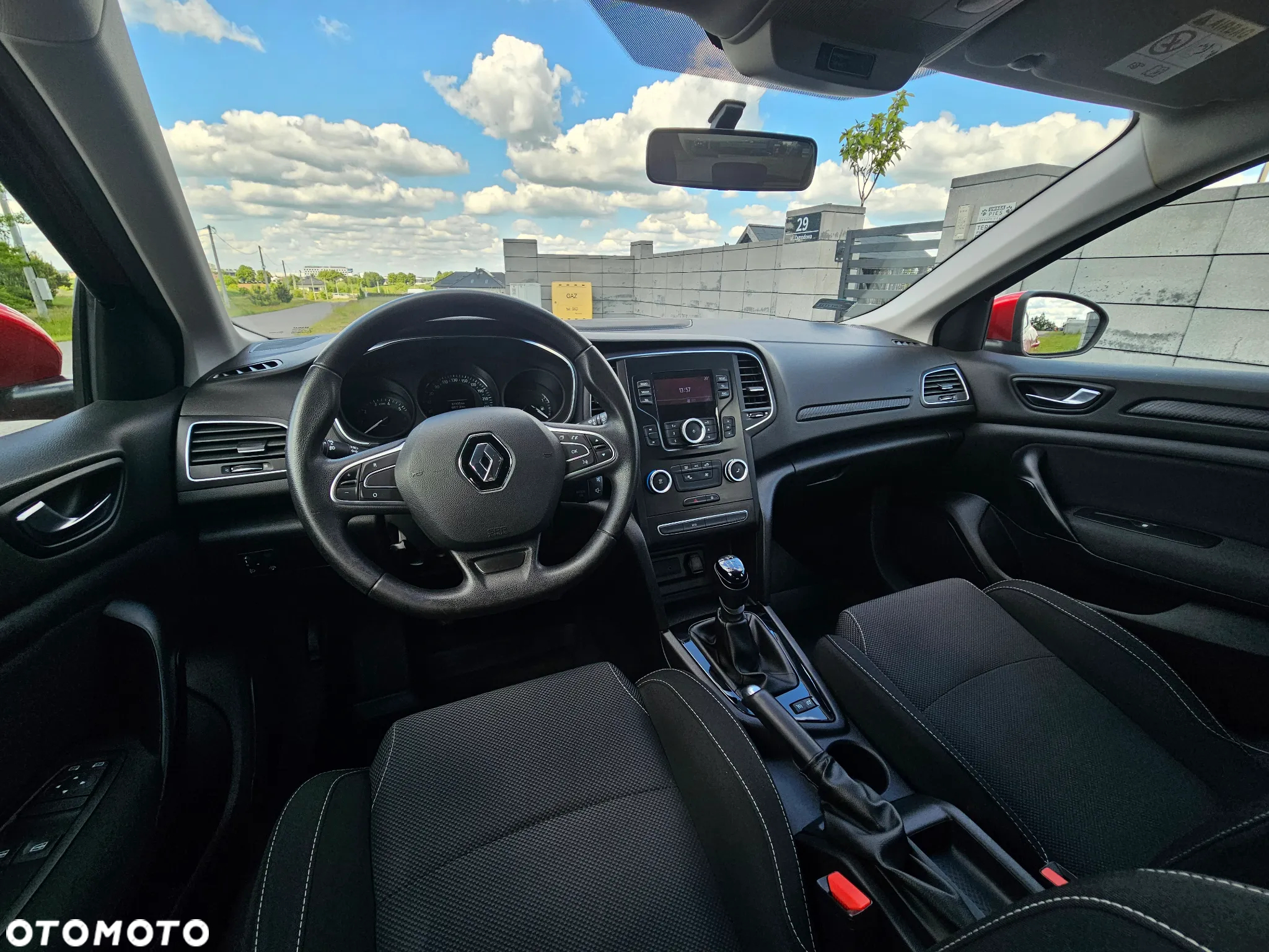 Renault Megane 1.6 SCe Life - 11