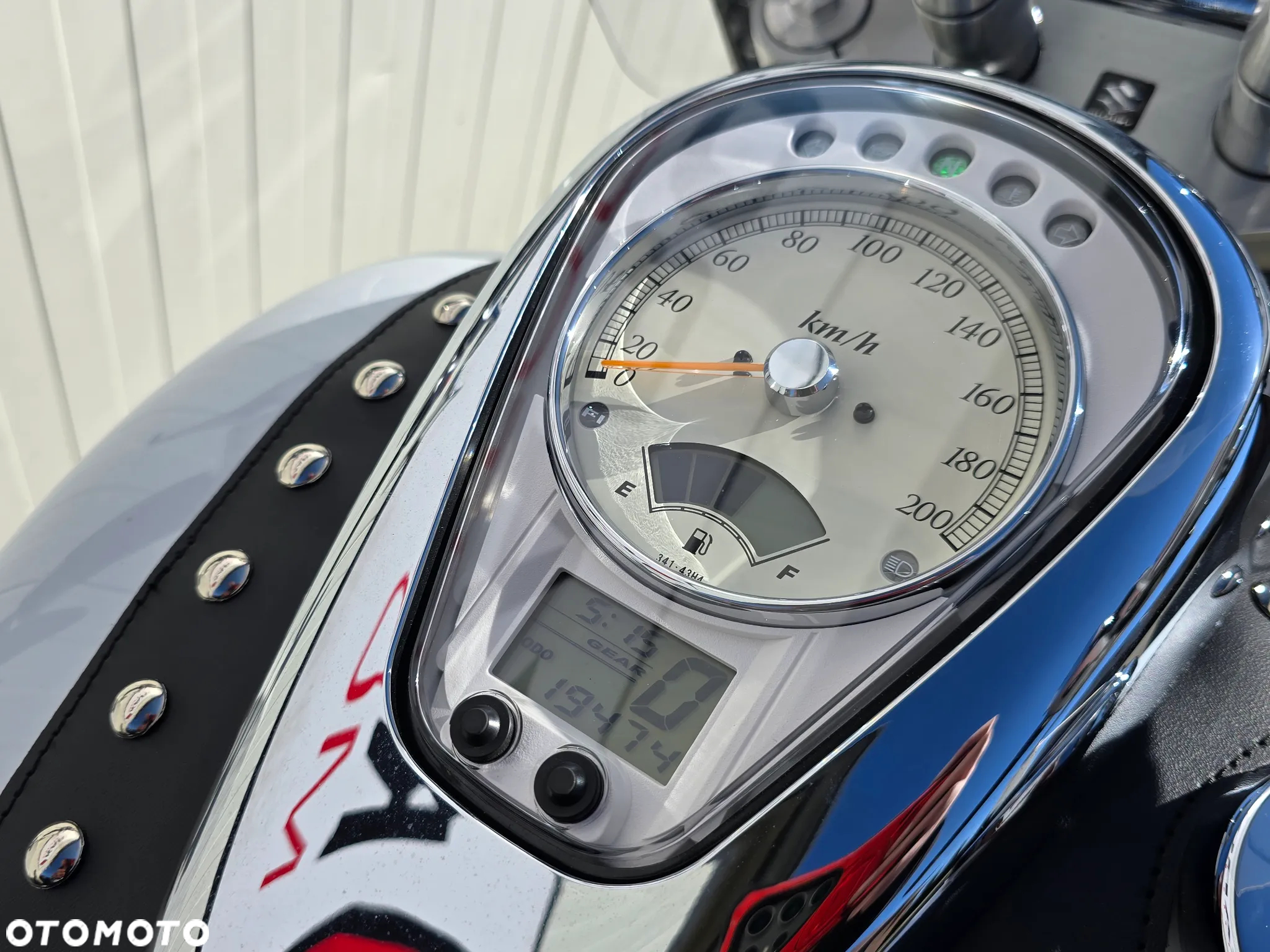 Suzuki VL 800 Volusia - Boulevard C50 - 8