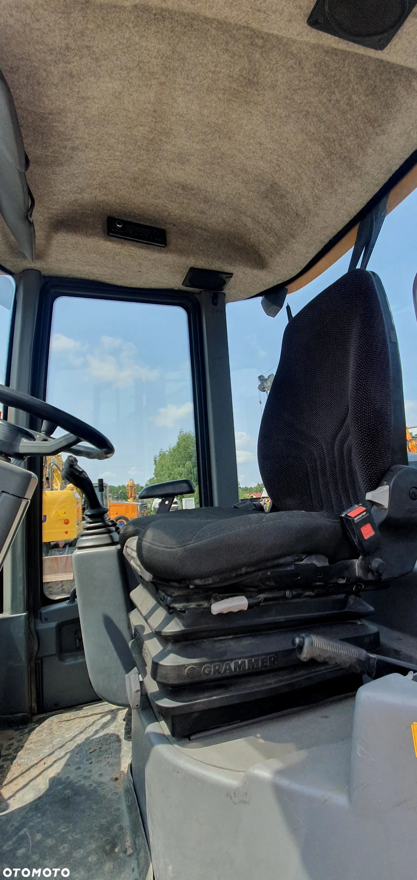 Volvo L30G - 8