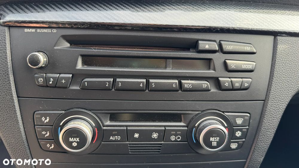 BMW Seria 1 118d DPF - 31