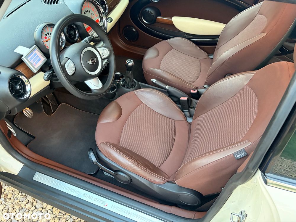 MINI Clubman Cooper S - 27
