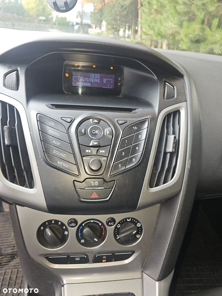 Ford Focus - 10
