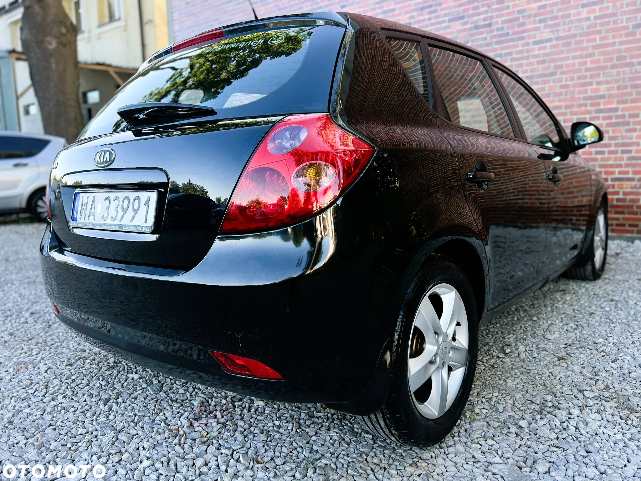 Kia Ceed - 38