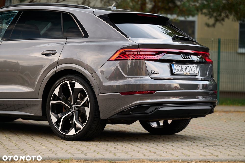 Audi Q8 - 18