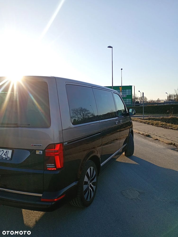 Volkswagen Multivan - 18