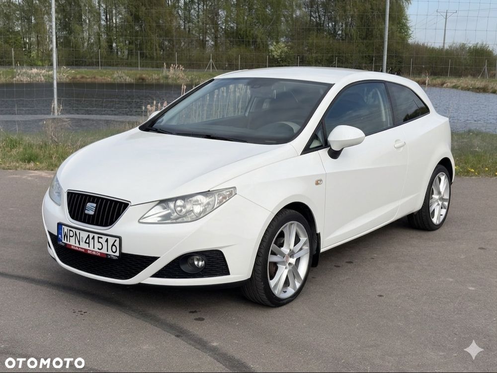 Seat Ibiza SC 1.6 16V Sport - 2
