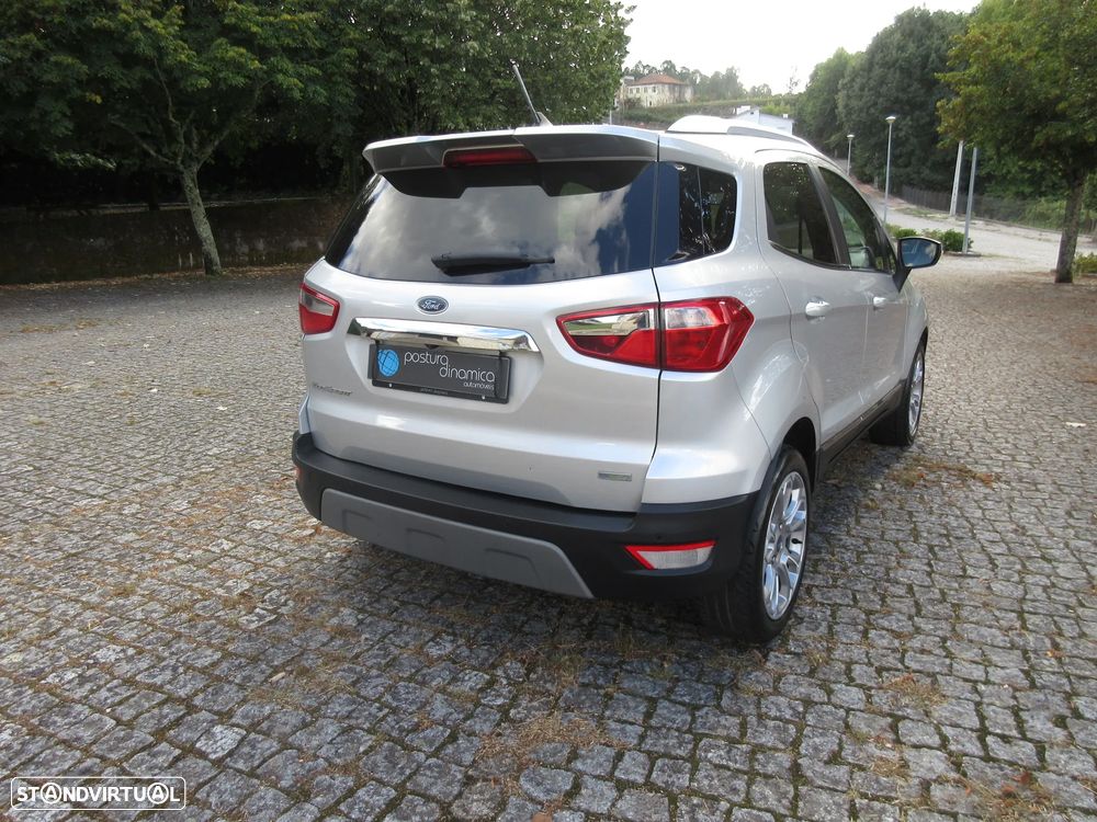 Ford EcoSport - 9