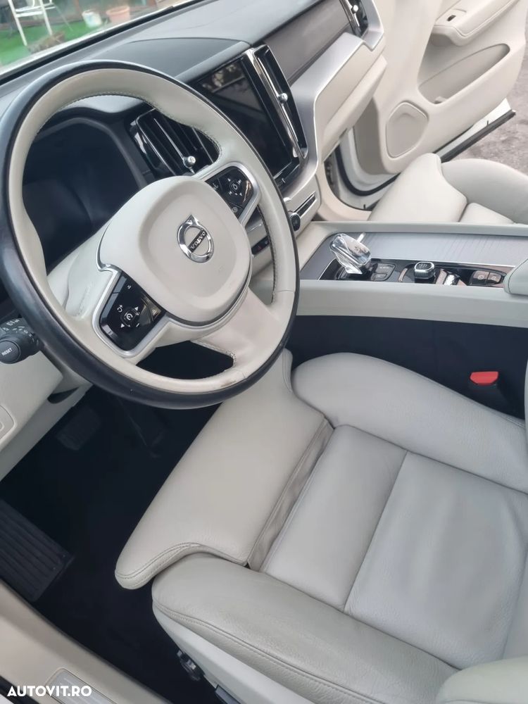 Volvo XC 60 B4 MHEV AT8 FWD Inscription - 6