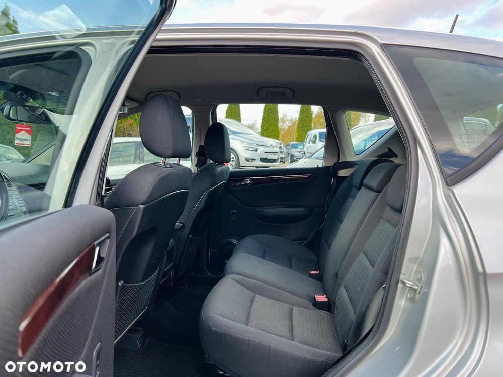 Mercedes-Benz Klasa A 170 Elegance - 12