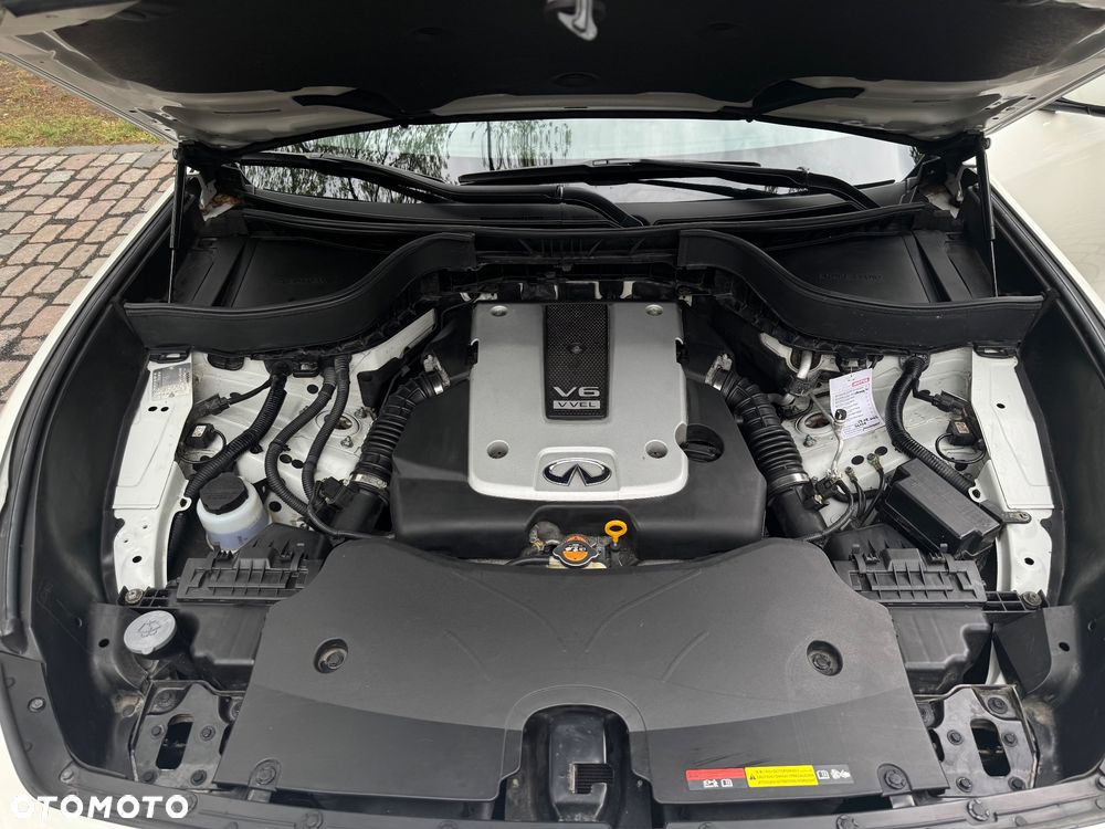 Infiniti Q70 3.7 S Premium - 23