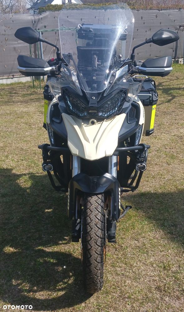 QJMOTOR SRT 800SX - 6