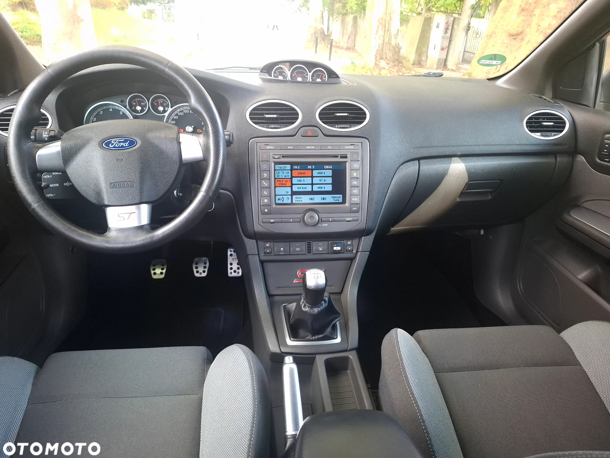 Ford Focus 2.5 ST - 13