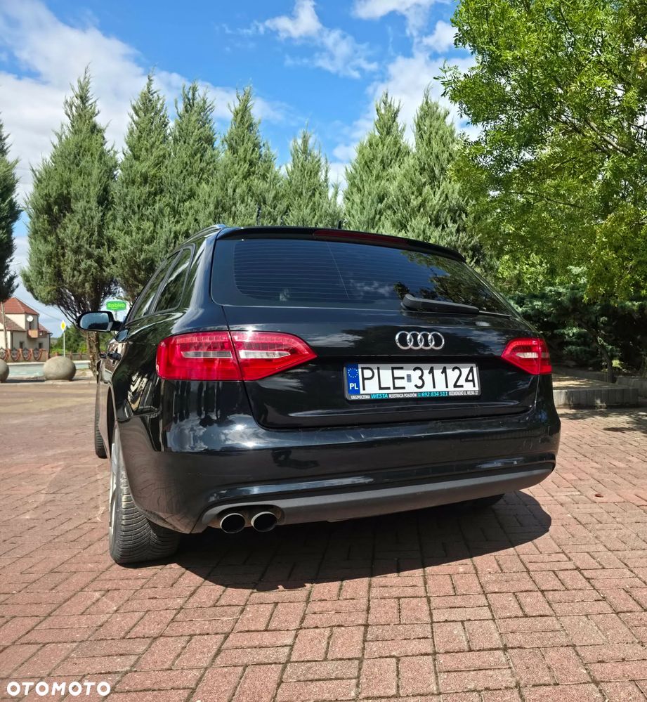 Audi A4 Avant - 4