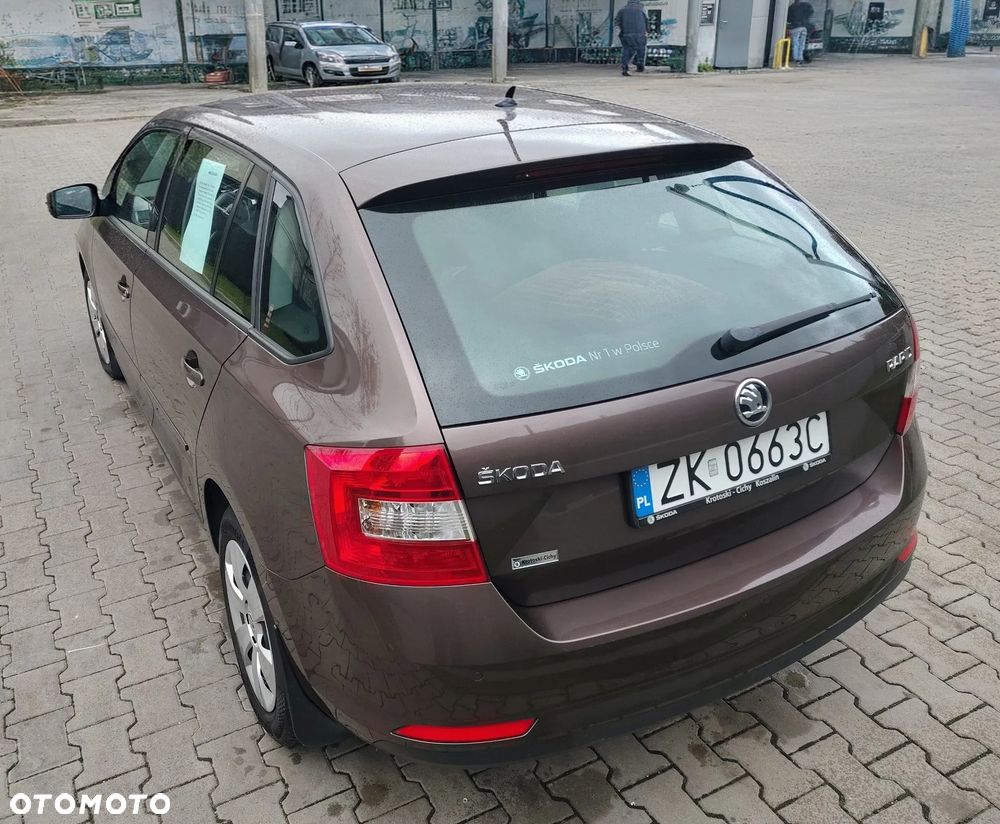 Skoda Rapid 2015 photo 3