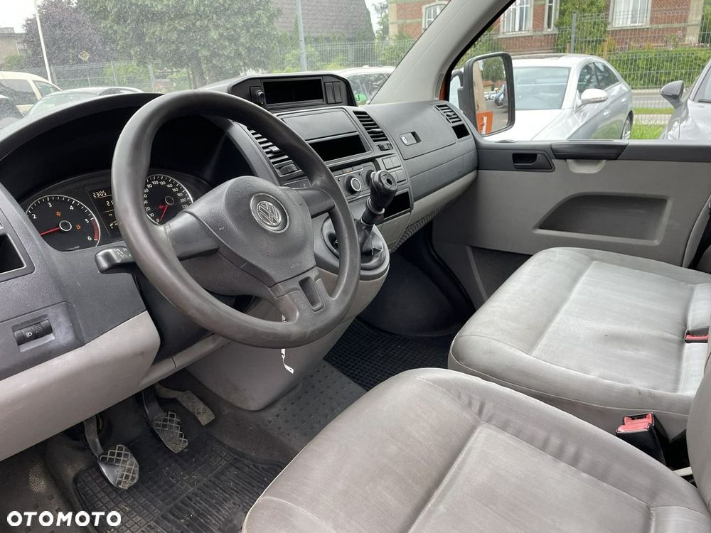 Volkswagen Transporter - 7