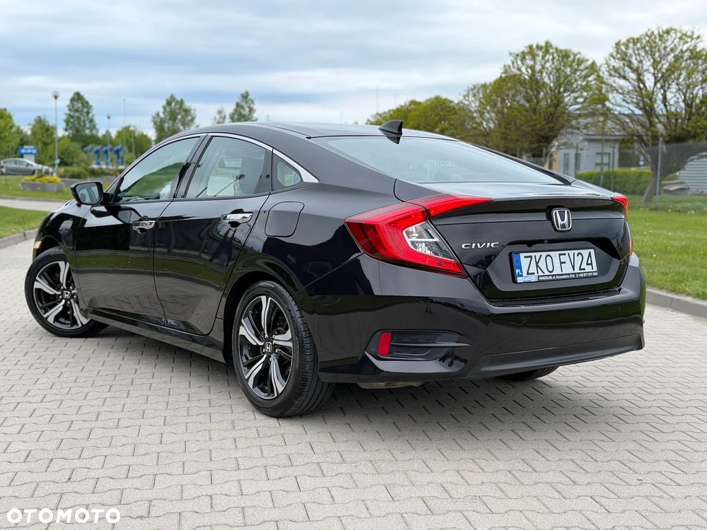 Honda Civic 1.5 i-VTEC Turbo Executive - 3