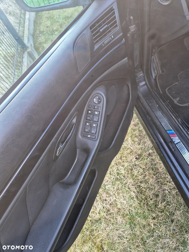BMW Seria 5 - 16