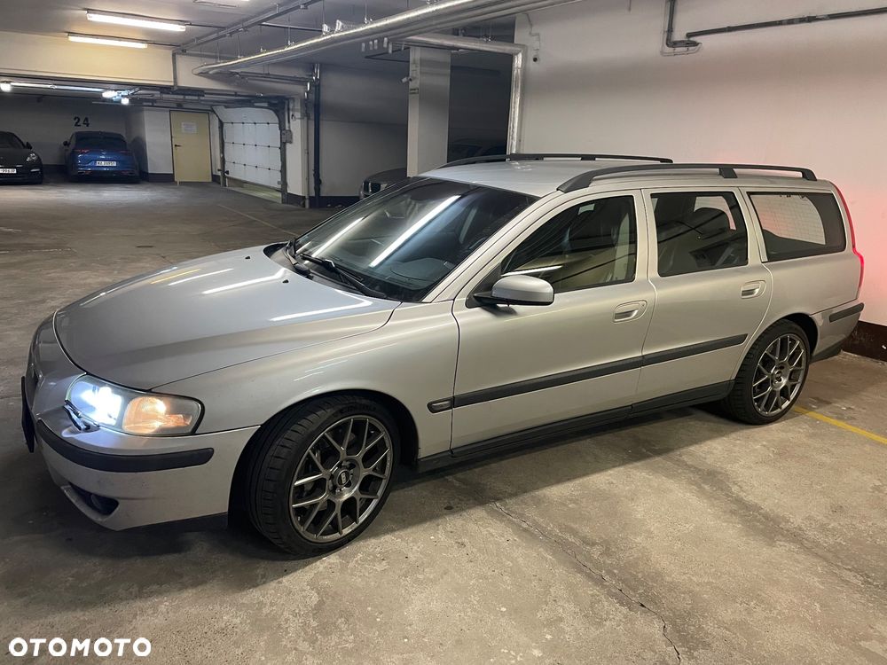 Volvo V70 2.5 R - 8