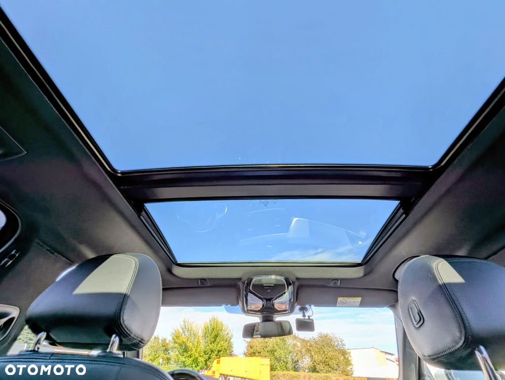 BMW Seria 5 520d M Sport - 10