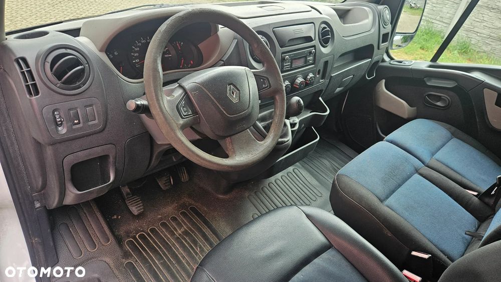 Renault Master III - 10