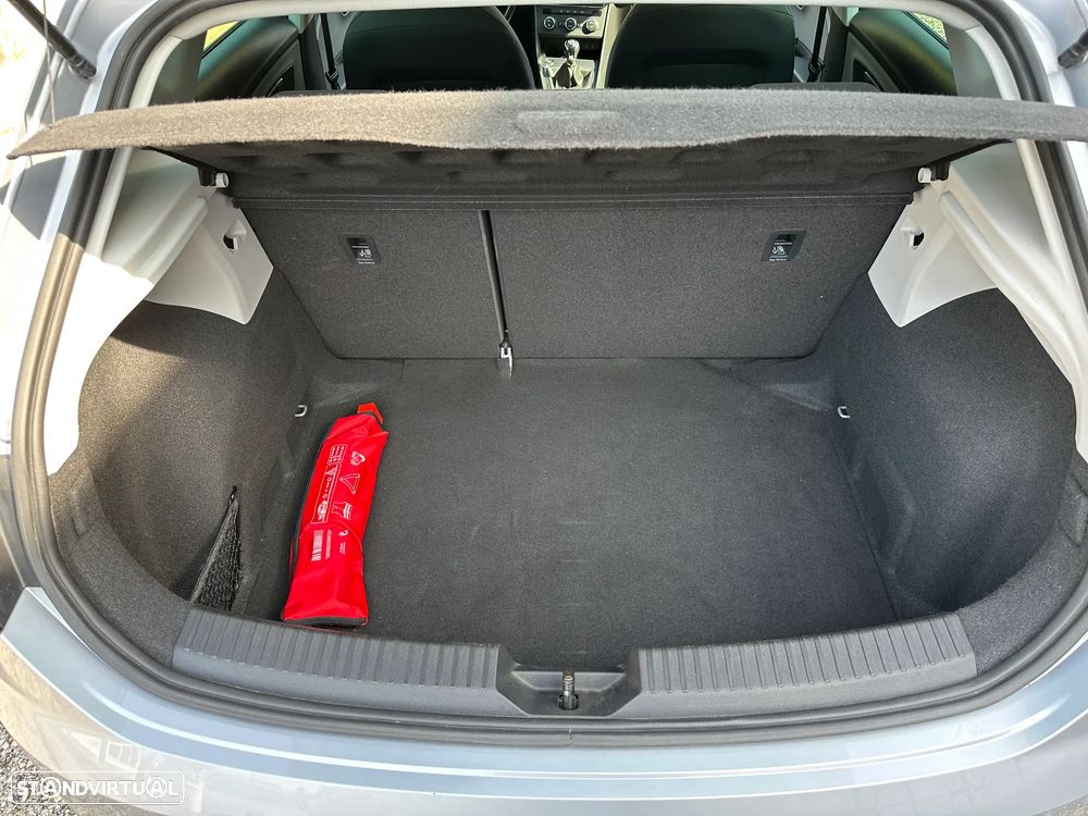 SEAT Leon 1.0 EcoTSI Style S/S — fotografia 18