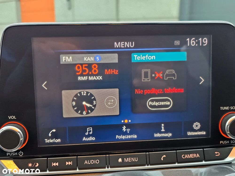 Nissan Juke 1.0 DIG-T N-Connecta - 23