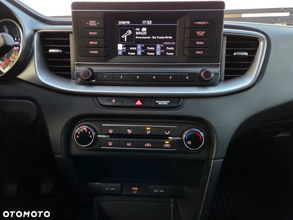 Kia Ceed 1.5 T-GDI S - 26