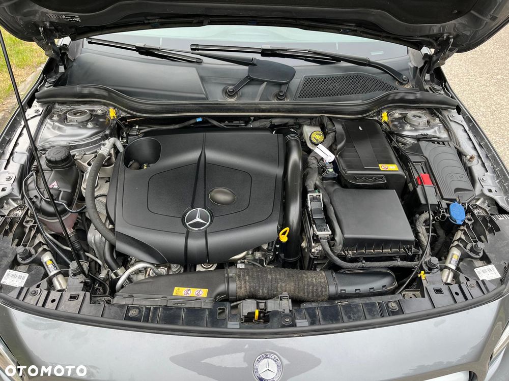 Mercedes-Benz GLA 220 CDI 4Matic 7G-DCT AMG Line - 30