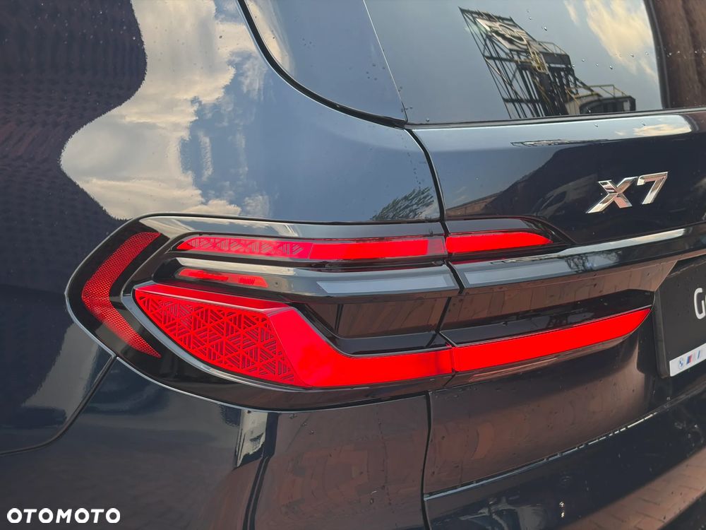 BMW X7 xDrive40d mHEV M Sport sport - 9
