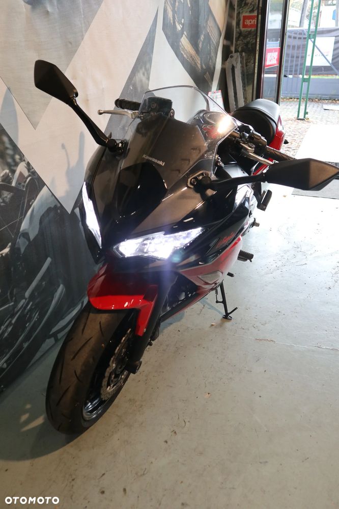 Kawasaki Ninja - 4