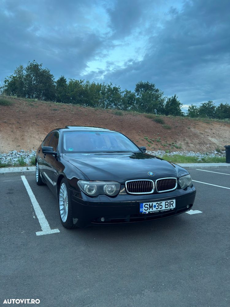 BMW Seria 7 745i A - 3