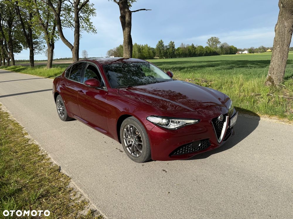 Alfa Romeo Giulia 2.0 Turbo 16V AT8-Q4 Ti - 2